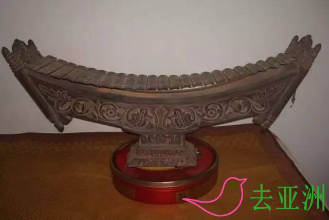 缅甸乐器三宝图片